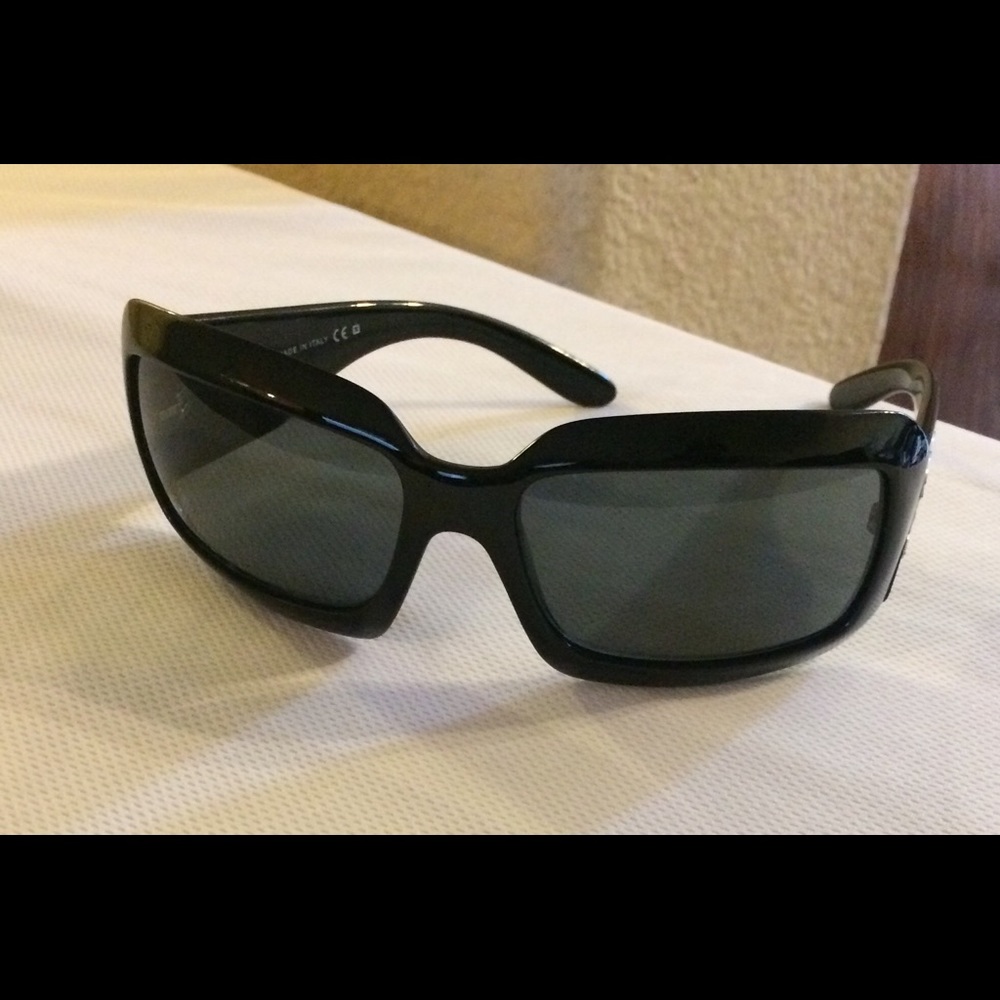 Chanel polorized sunglasses